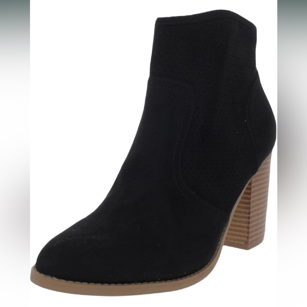 NWT Sun & Stone Womens Adrien Black Faux Suede Perfed Ankle Booties Size 7.5M